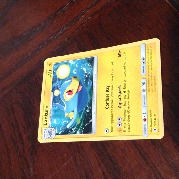 A Lantern Pokemon - Picture 1 of 2